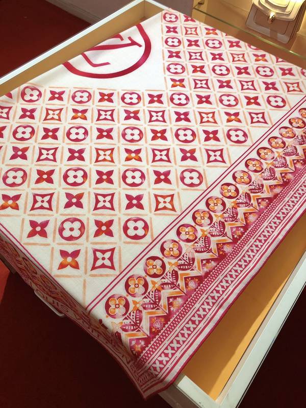 Louis Vuitton Scarf LVC00556 Louis Vuitton Scarf LVC00556